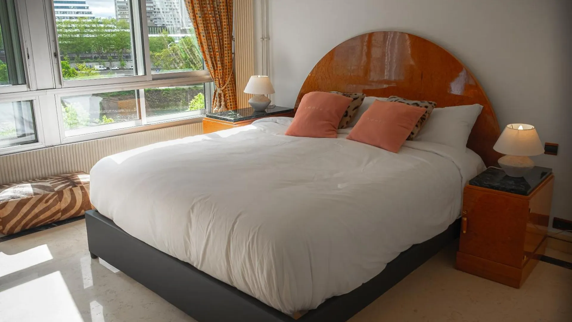 Guest house Les Amoureux De La Tour Eiffel Paris