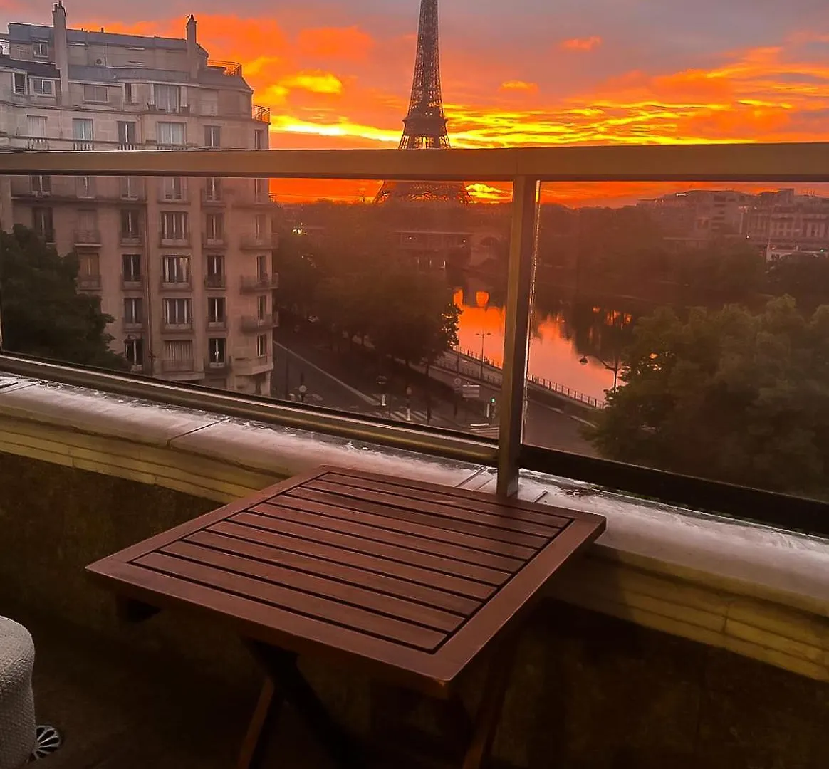 Affittacamere Les Amoureux De La Tour Eiffel Parigi